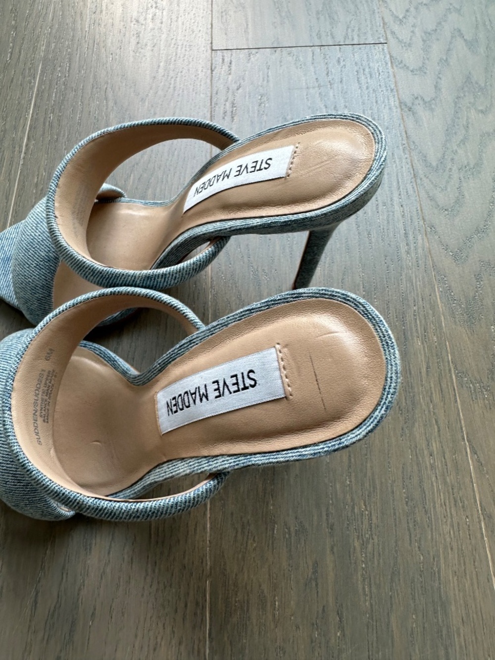 Steve Madden Sudden Denim Puffed Strap High Heel Sandal - Size 6 - Picture 4 of 6